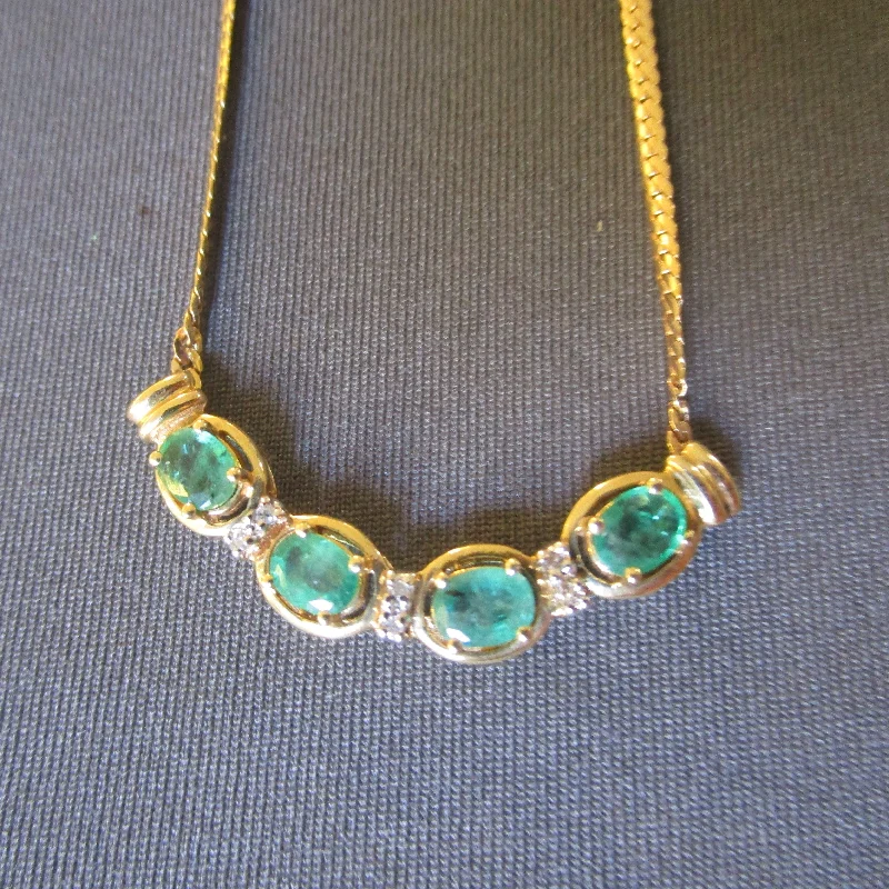 Minimalist Gold Necklace For Everyday-Superb 14k Gold Emerald And Diamond Set Necklace Vintage Italy circa 1990