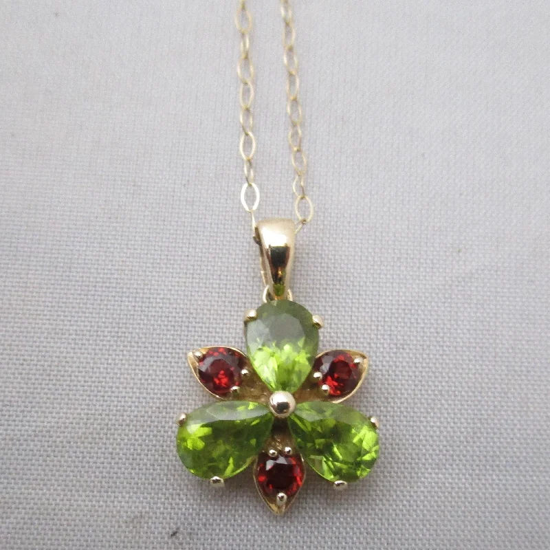 Trendy Chain Necklace For Fashion-9k Gold Peridot And Garnet Flower Pendant Necklace Vintage c1980