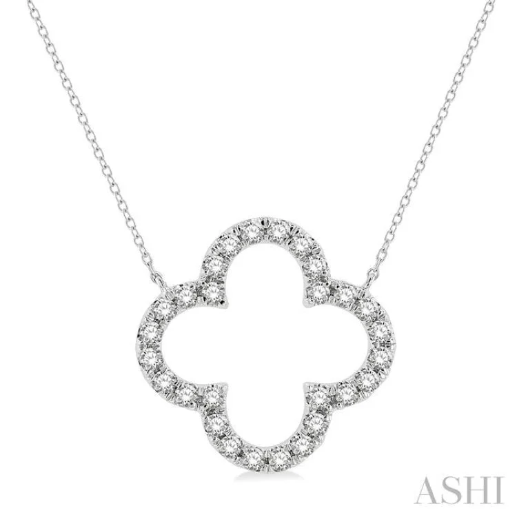 Long Boho Necklace For Casual Wear-3/4 Ctw Clover Round Cut Diamond Necklace in 14K White Gold