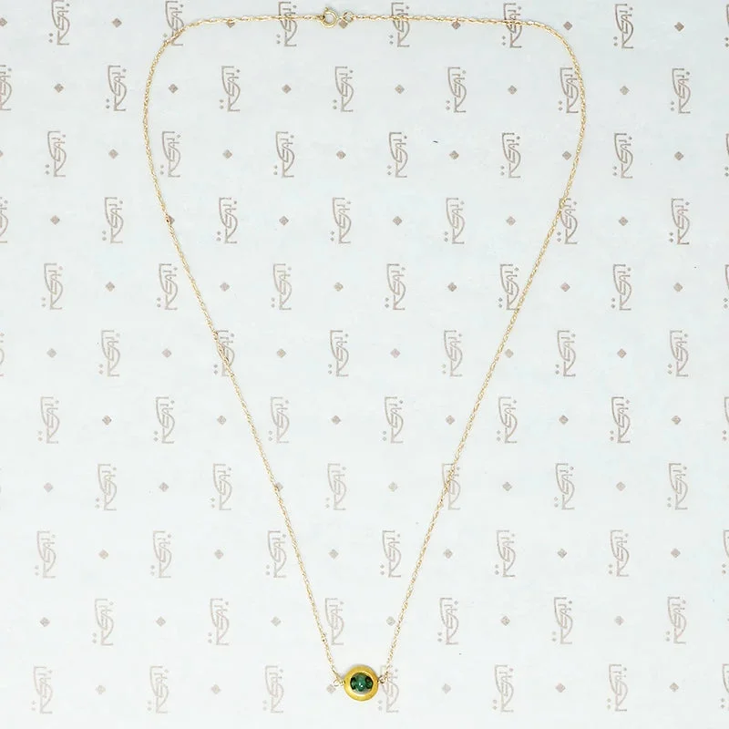 Simple Crystal Pendant Necklace For Day Wear-Vibrant Emerald "O" Gold Necklace by brunet