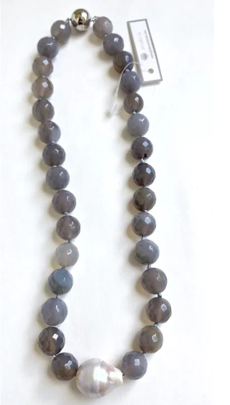 Elegant Beaded Necklace For Evening Parties-Necklace - Labradorite Stones & White Baroque Pearl