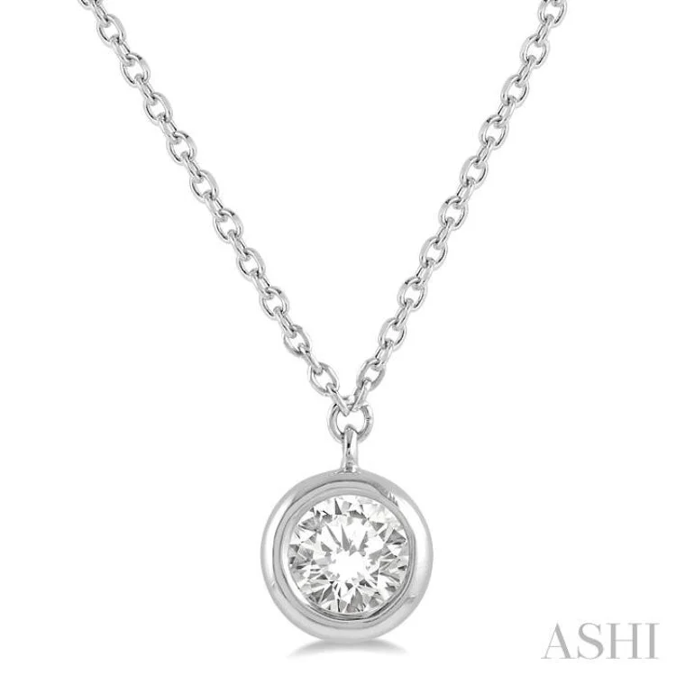 Handmade Gemstone Necklace For Special Gifts-3/8 ctw Round Cut Diamond Necklace in 14K White Gold